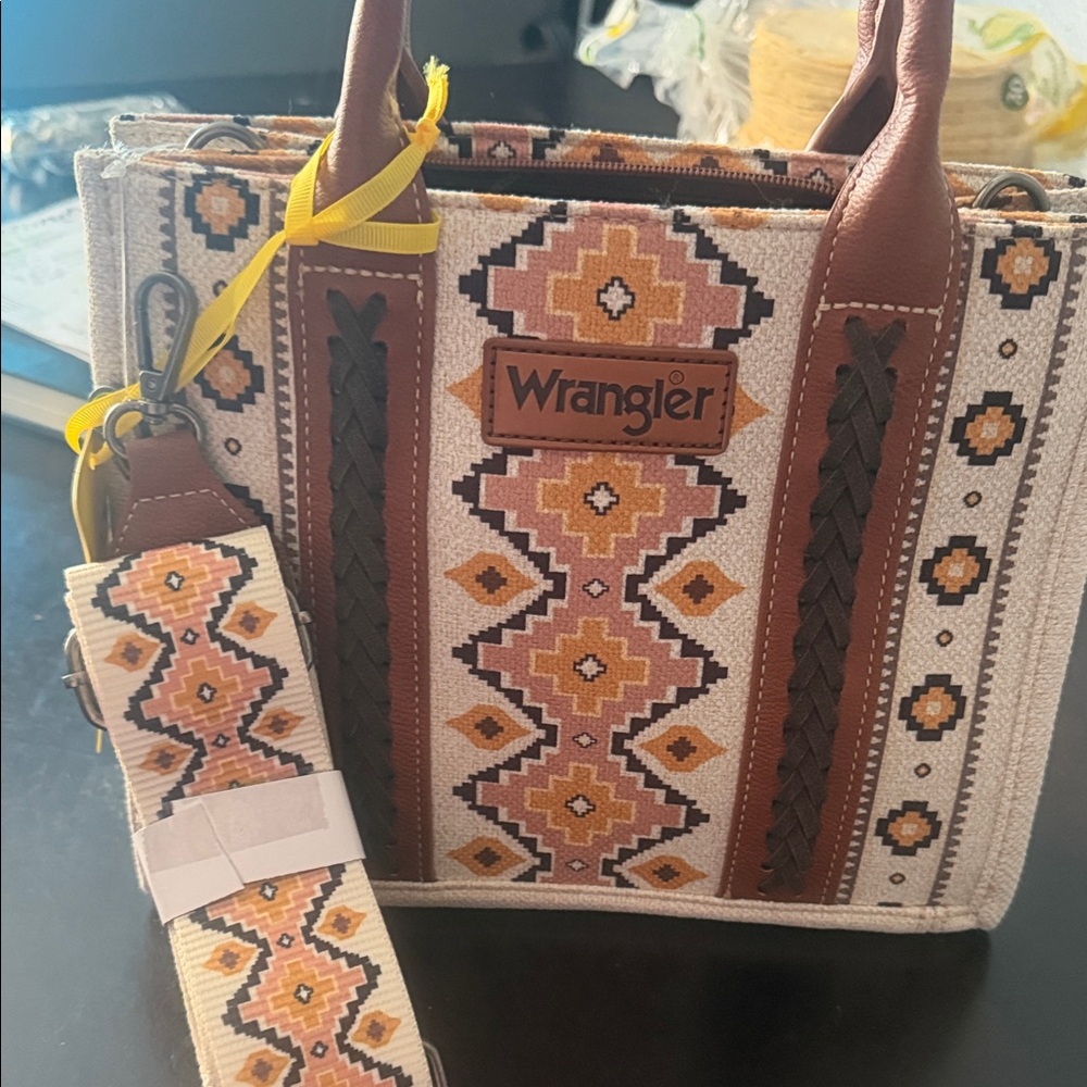 Wrangler Yellow & Brown Aztec-Patterned Tote with Detachable Strap